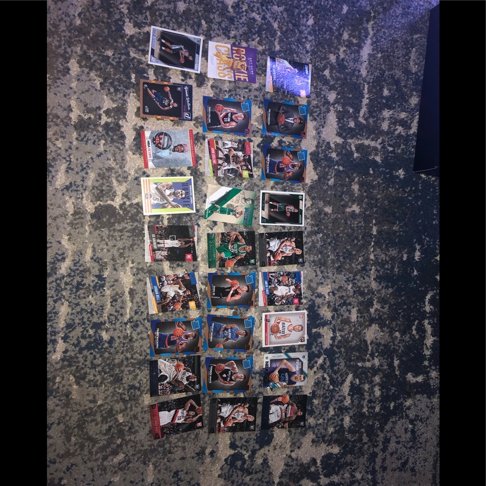 27 Rookie Mint Condition Basketball cards